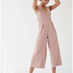Aritzia Babaton Marcus Jumpsuit - Wide leg, v neck, size 4, blush pink